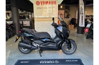 YAMAHA XMAX 300 Tech Max