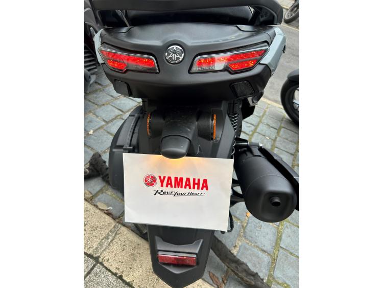 YAMAHA NMAX 125 TECH MAX GARANTIE CONSTRUCTEUR DECEMBRE 2030