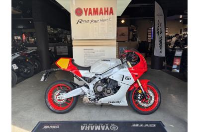 YAMAHA XSR 900 GP