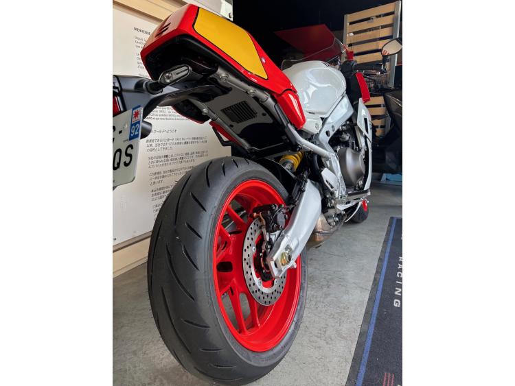 YAMAHA XSR 900 GP Garantie constructeur Mars /2030
