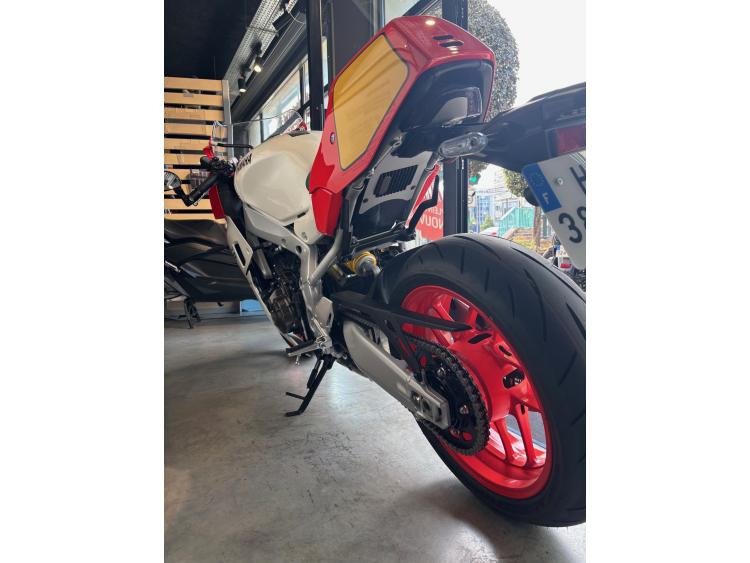 YAMAHA XSR 900 GP Garantie constructeur Mars /2030