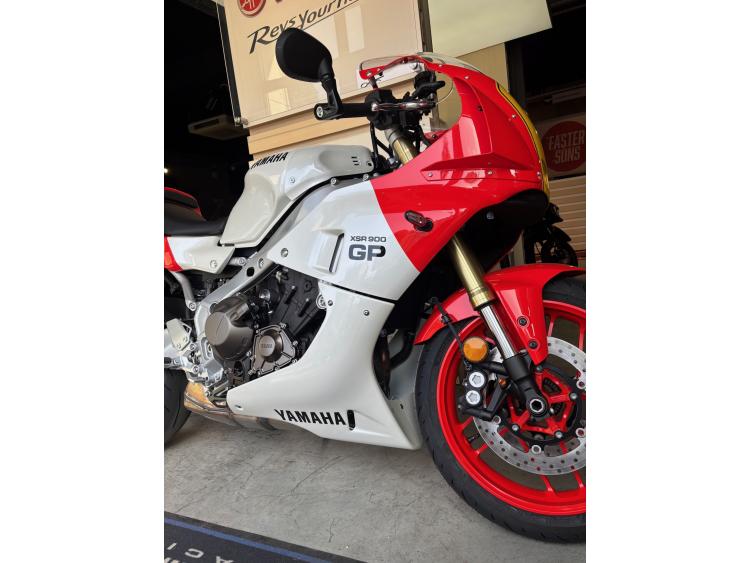 YAMAHA XSR 900 GP Garantie constructeur Mars /2030